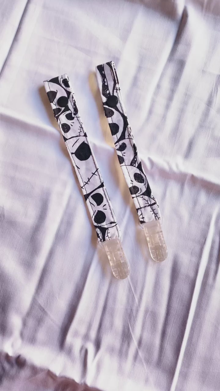 skull pacifier clip